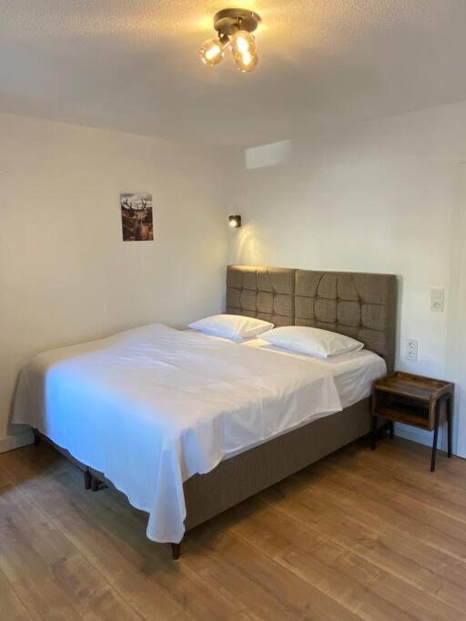 Nisay Home - 3 Room Apartment - A1 Ludwigsburg Buitenkant foto